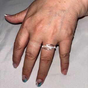 Elegant Silver Women's Ring